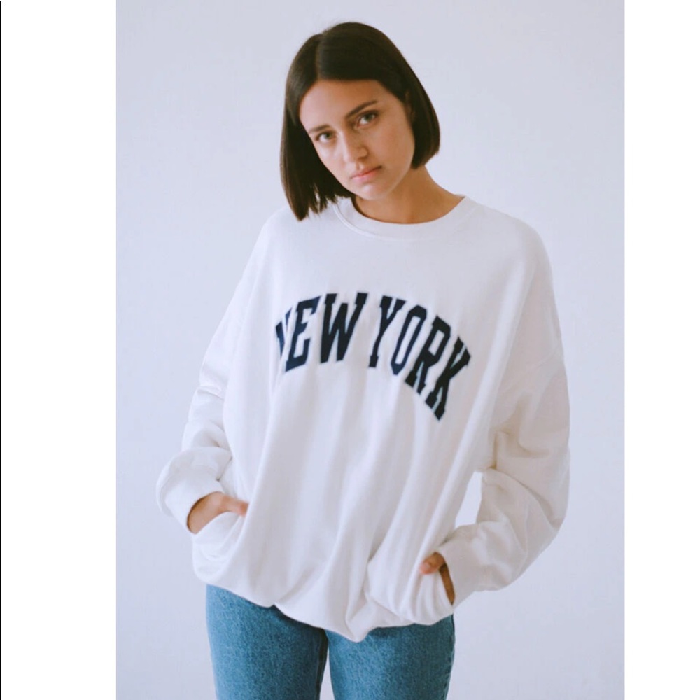Brandy Melville white New York sweatshirt